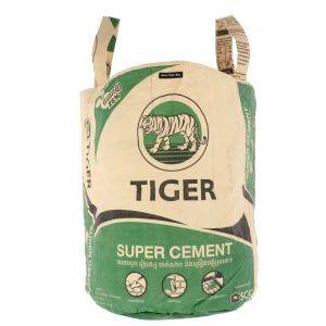 Waszak van gerecyclede cementzakken - Kamali tijger