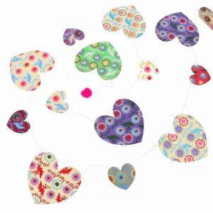 Papieren horizontale slinger ca. 350 cm met multicolour hartjes - Amore 