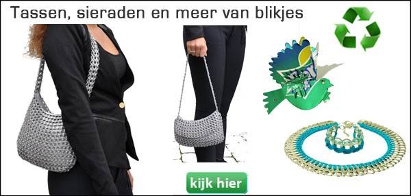 tassen en sieraden van bliklipjes